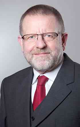 Mag. Dr. Gerhard Maurer